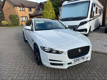 Used Jaguar XE 2016 for sale - 76586759: Photo
