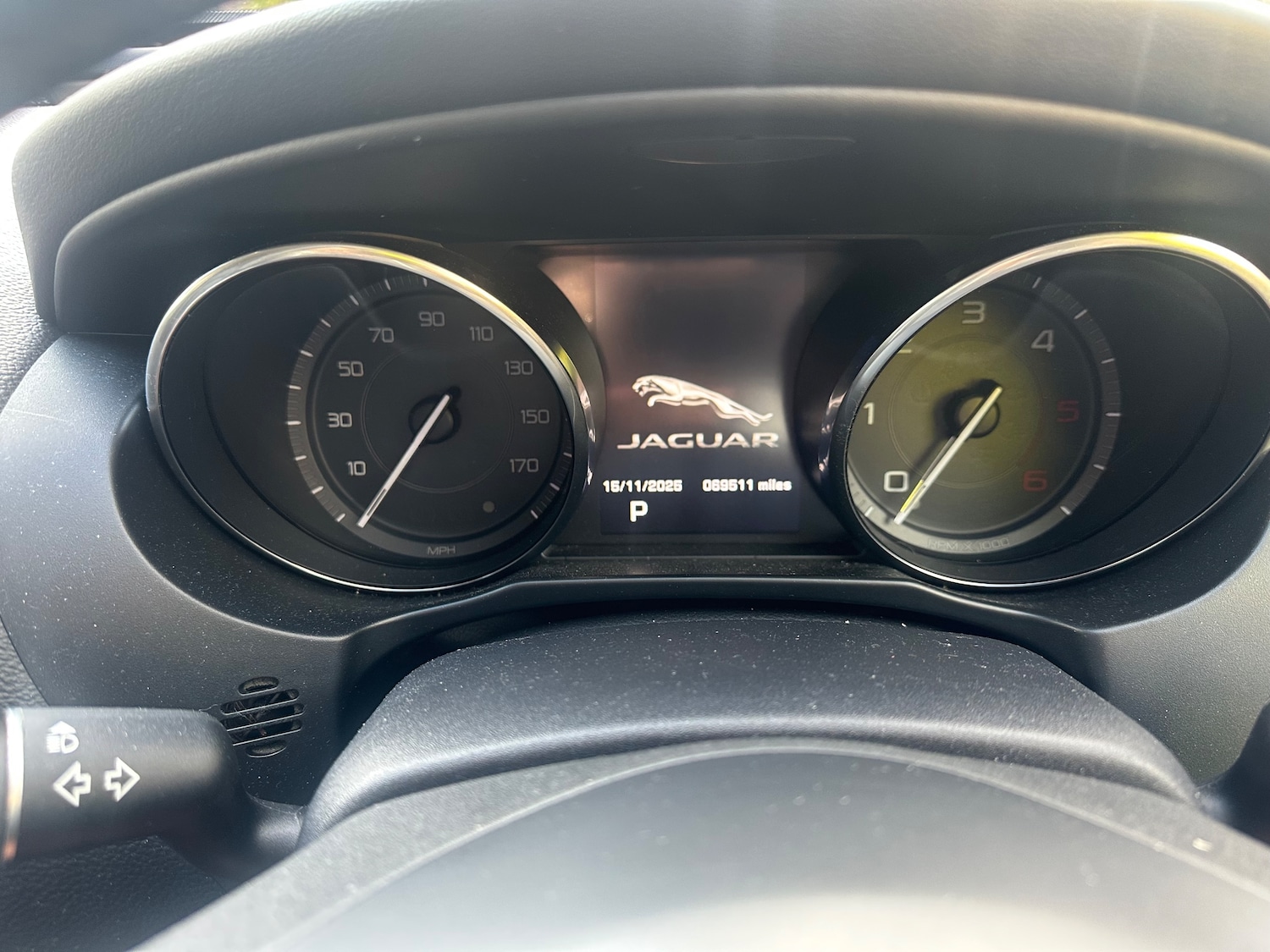 Used Jaguar XE 2016 for sale - 76586759: Photo 32