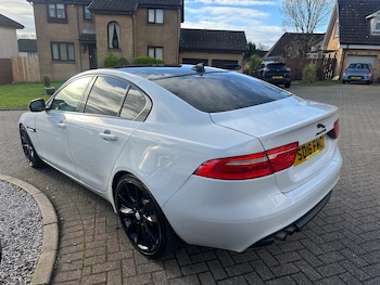 Used Jaguar XE 2016 for sale - 76586759: Photo