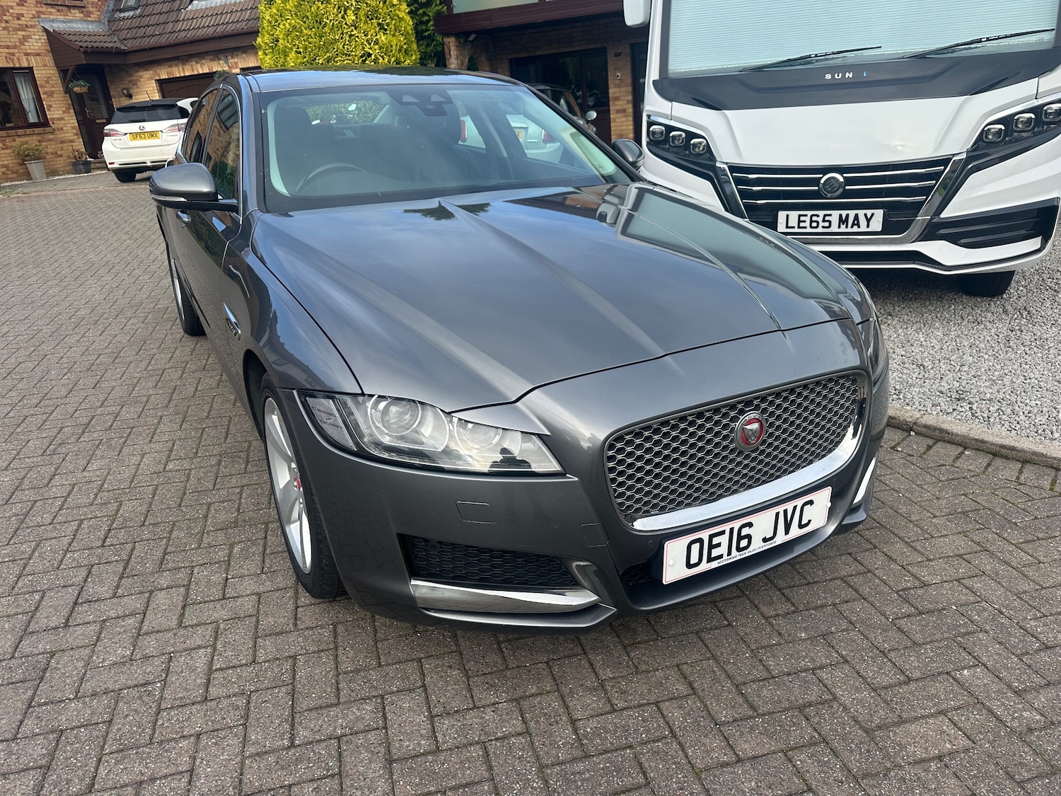 Used Jaguar XF 2016 for sale - 75995622: Photo 3
