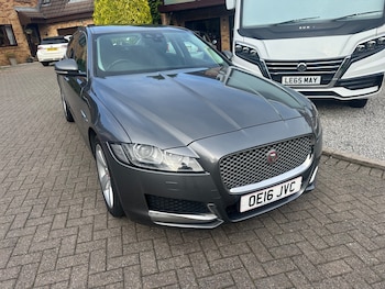 Used Jaguar XF 2016 for sale - 75995622: Photo