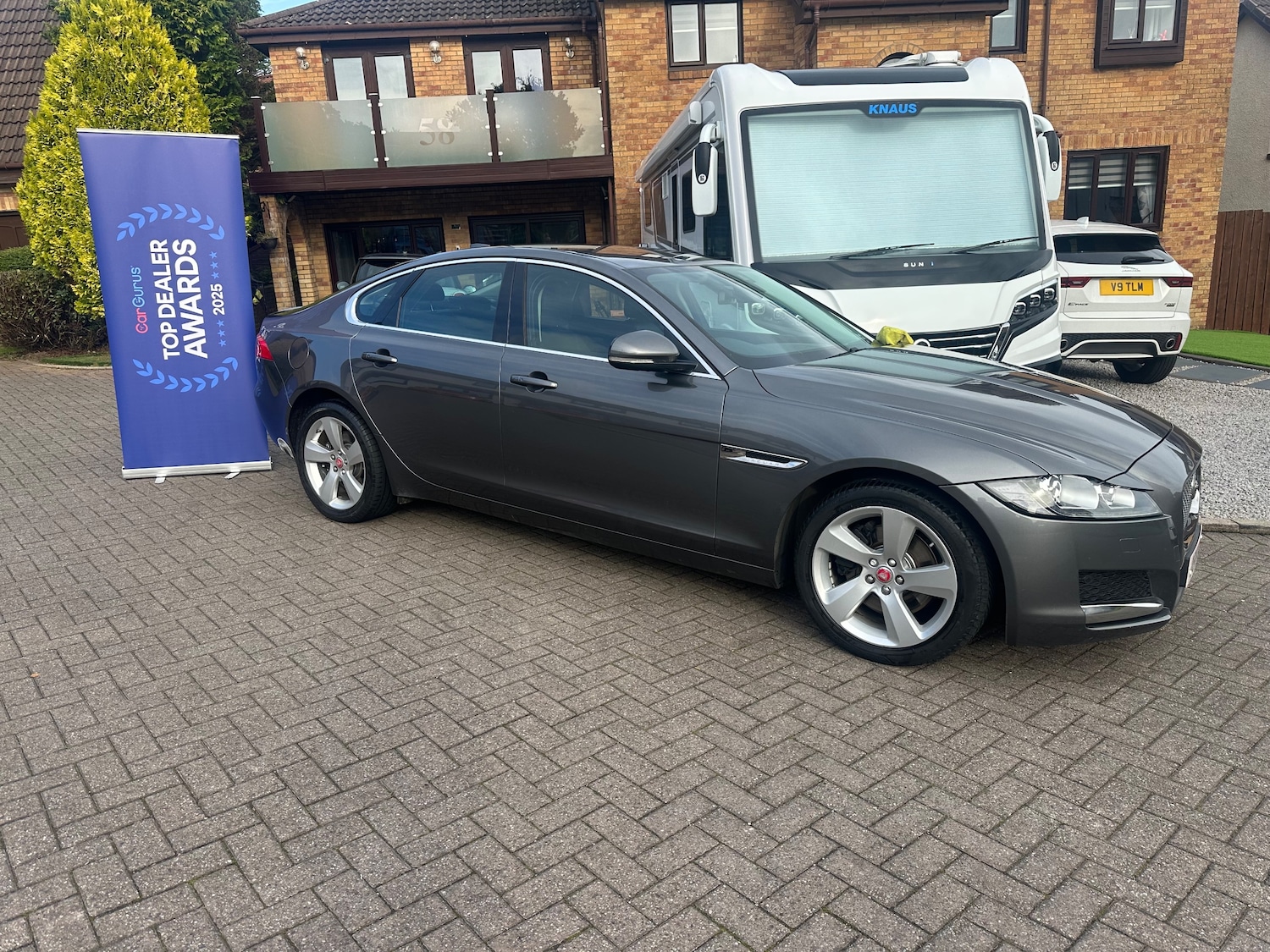 Used Jaguar XF 2016 for sale - 75995622: Photo 40