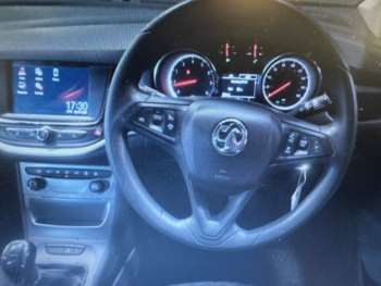 Used Vauxhall Astra 2017 for sale - 75231356: Photo