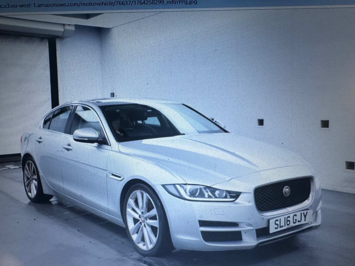 Used Jaguar XE 2016 for sale - 76739360: Photo 1