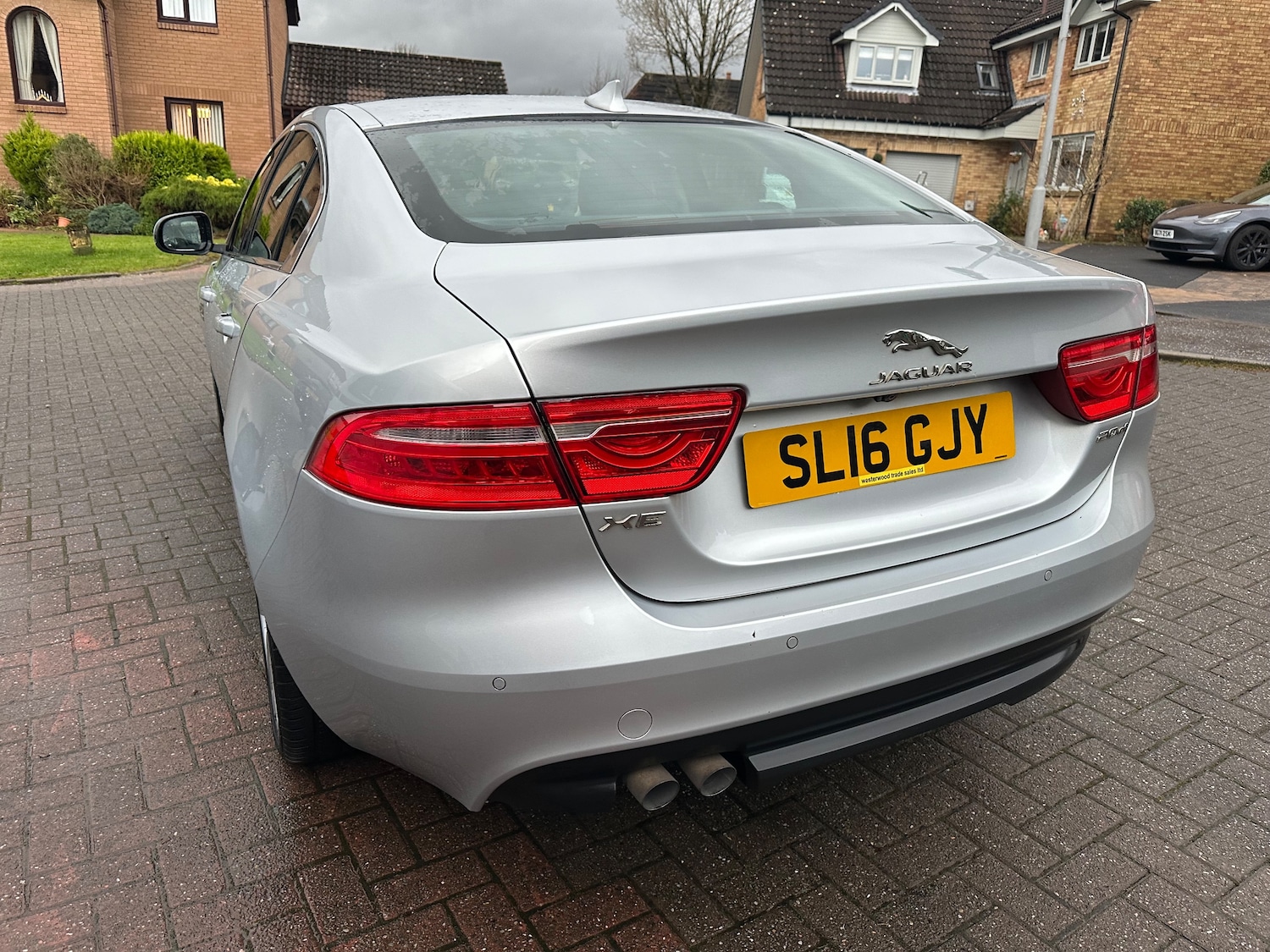 Used Jaguar XE 2016 for sale - 76739360: Photo 15