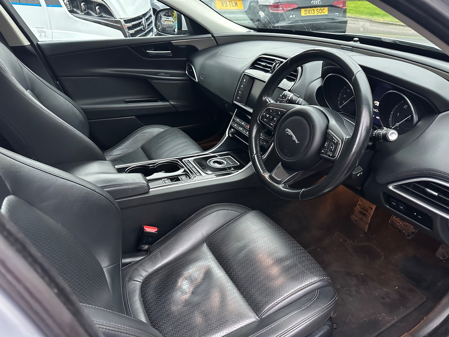 Used Jaguar XE 2016 for sale - 76739360: Photo 26