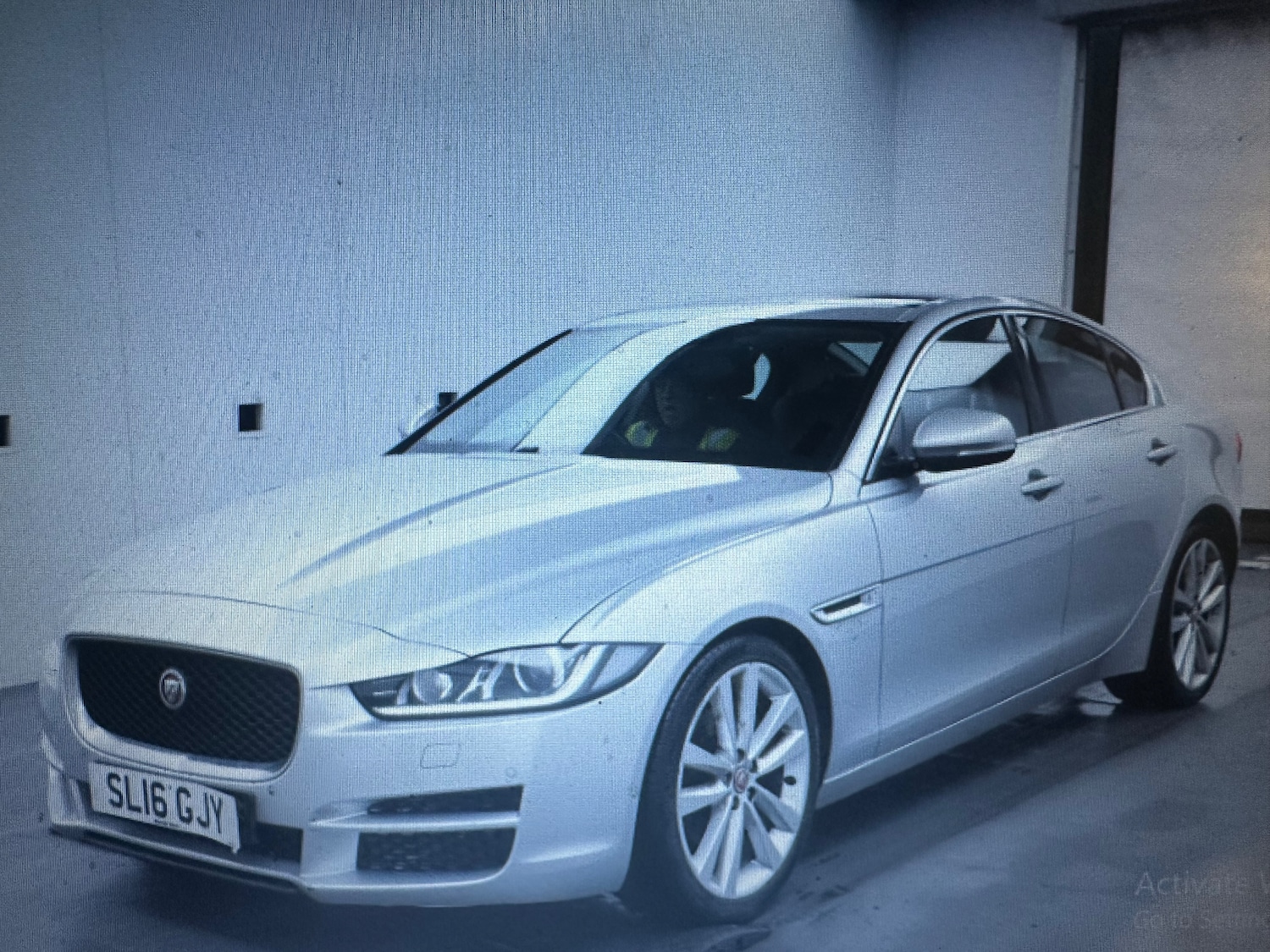 Used Jaguar XE 2016 for sale - 76739360: Photo 5