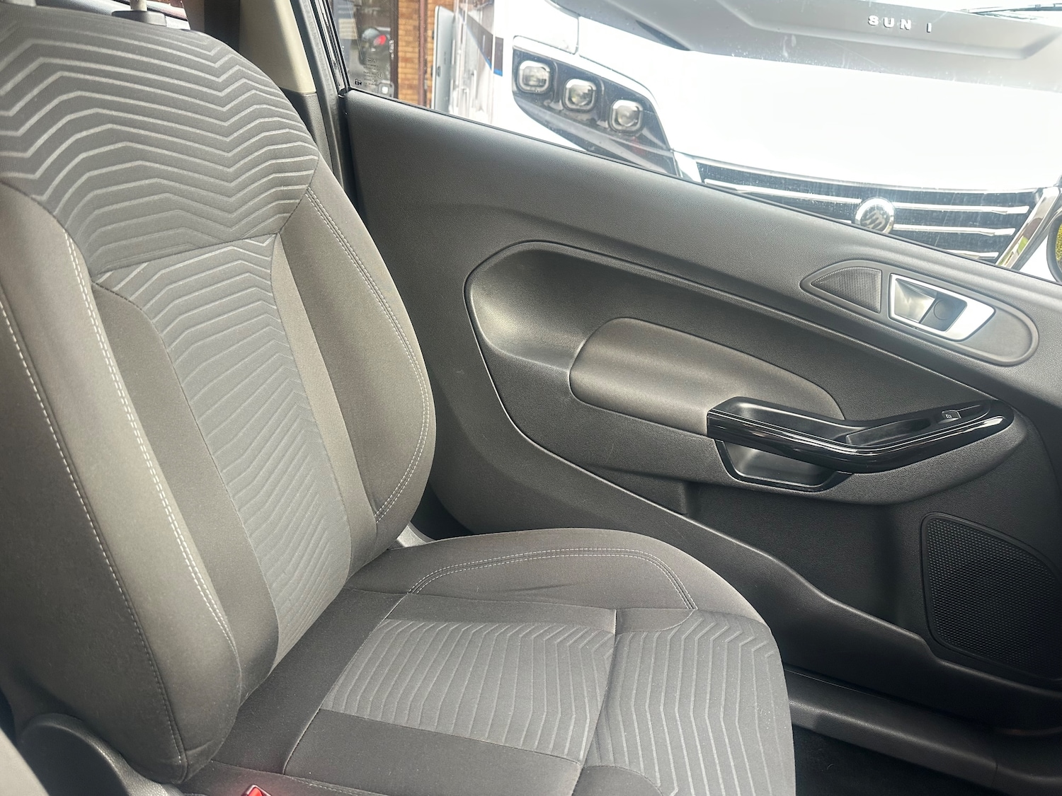 Used Ford Fiesta 2017 for sale - 76416498: Photo 11