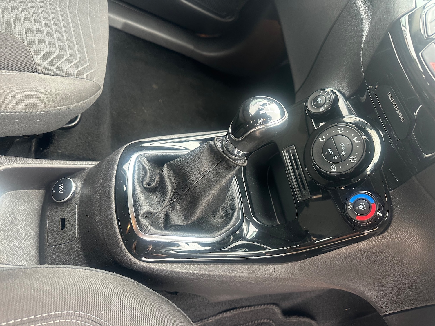 Used Ford Fiesta 2017 for sale - 76416498: Photo 12