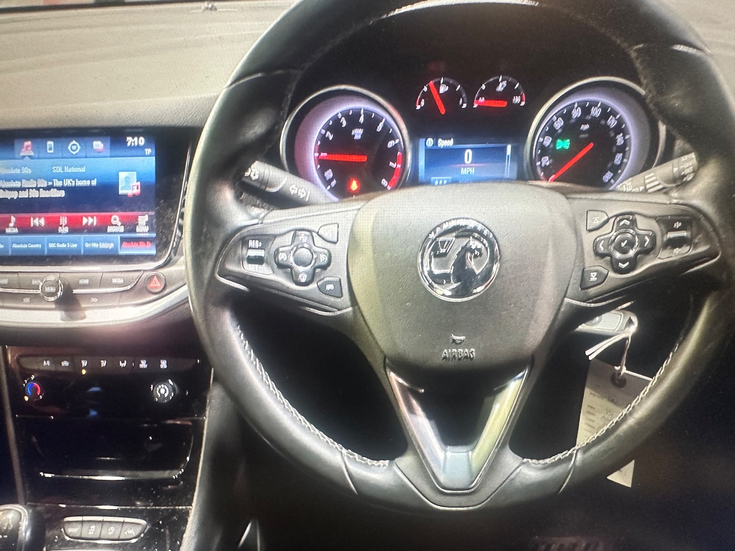 Used Vauxhall Astra for sale - 77688216: Photo 5