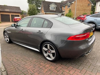 Used Jaguar XE 2018 for sale - 79687074: Photo