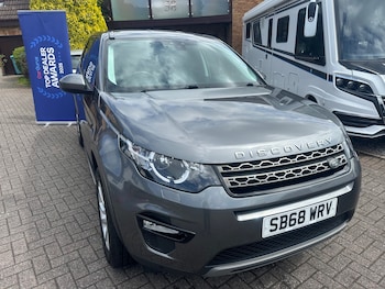 Used Land Rover Discovery Sport 2018 for sale - 79385856: Photo