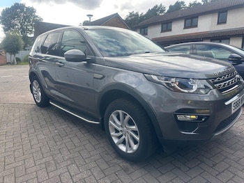 Used Land Rover Discovery Sport 2018 for sale - 79385856: Photo