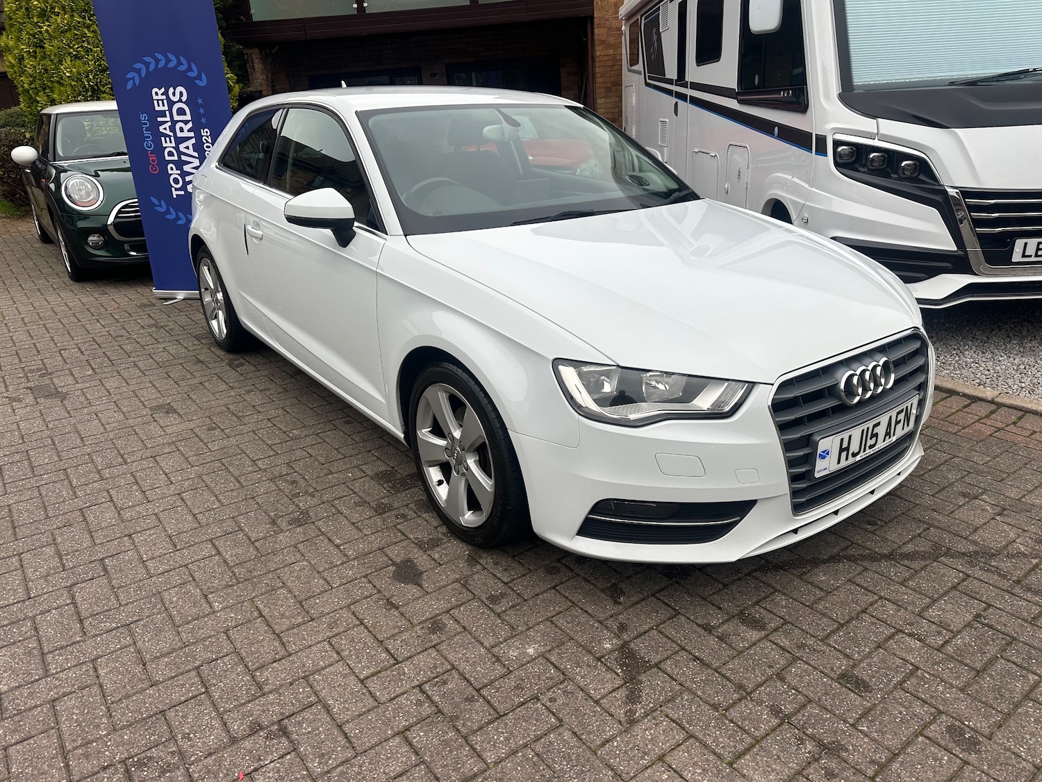 Used Audi A3 2015 for sale - 76299773: Photo 2