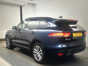 Used Jaguar F-Pace 2017 for sale - 78599165: Photo