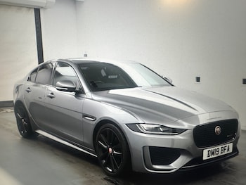 Used Jaguar XE 2019 for sale - 78124833: Photo