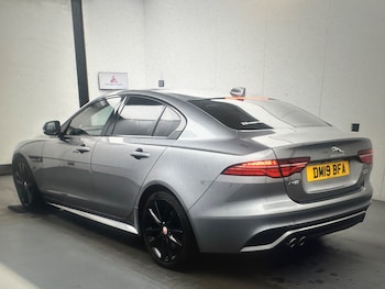 Used Jaguar XE 2019 for sale - 78124833: Photo