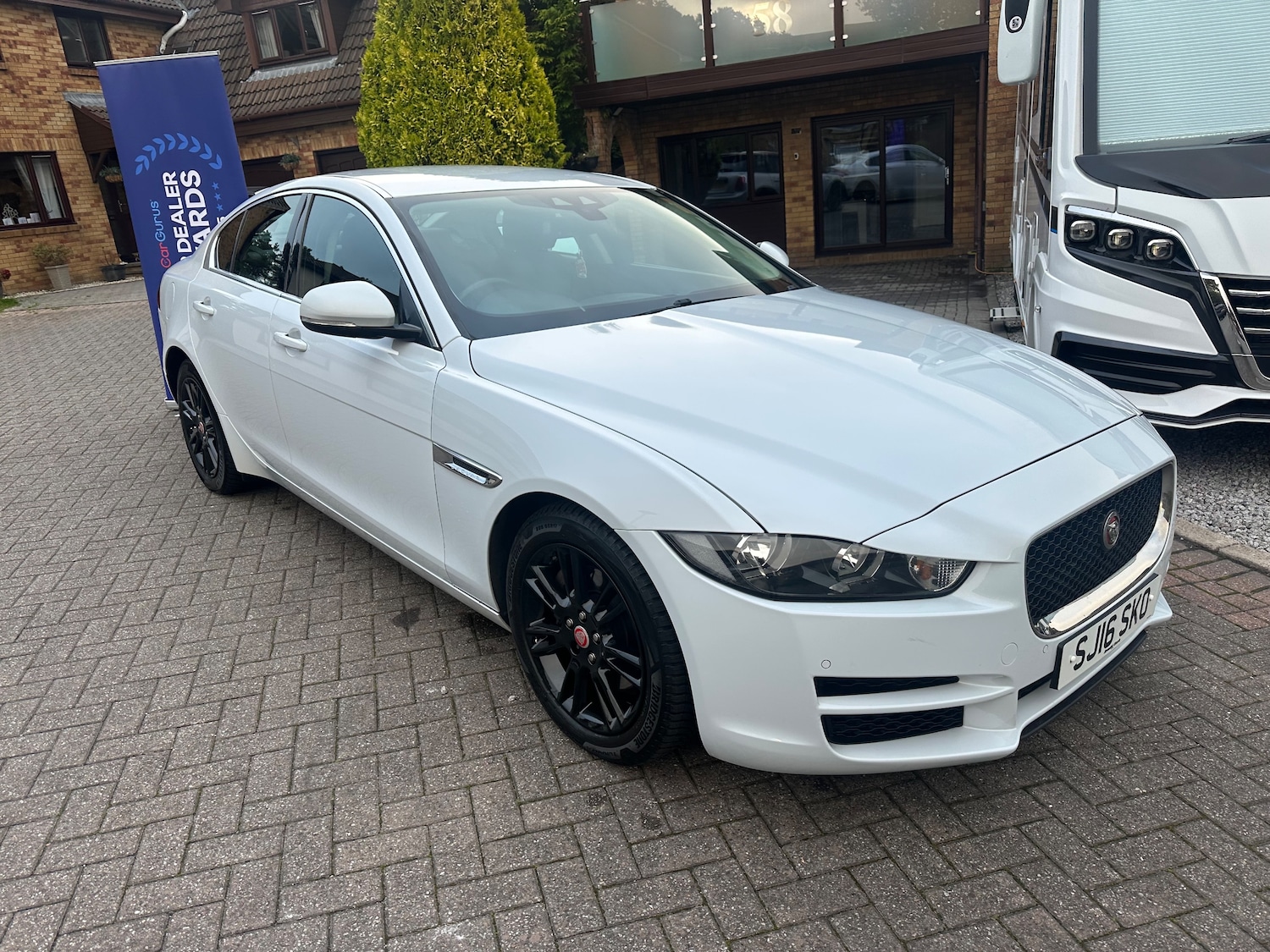 Used Jaguar XE 2016 for sale - 75598524: Photo 18