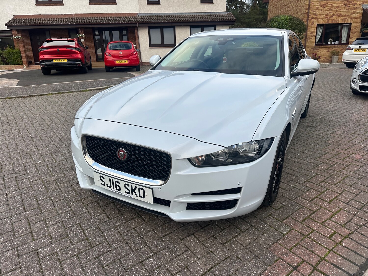 Used Jaguar XE 2016 for sale - 75598524: Photo 20