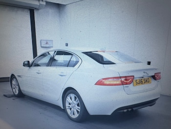 Used Jaguar XE 2016 for sale - 75598524: Photo