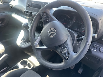 Used Vauxhall Combo 2020 for sale - 78402159: Photo
