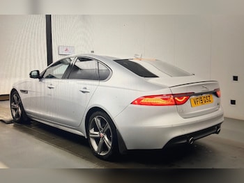 Used Jaguar XF 2019 for sale - 78726748: Photo