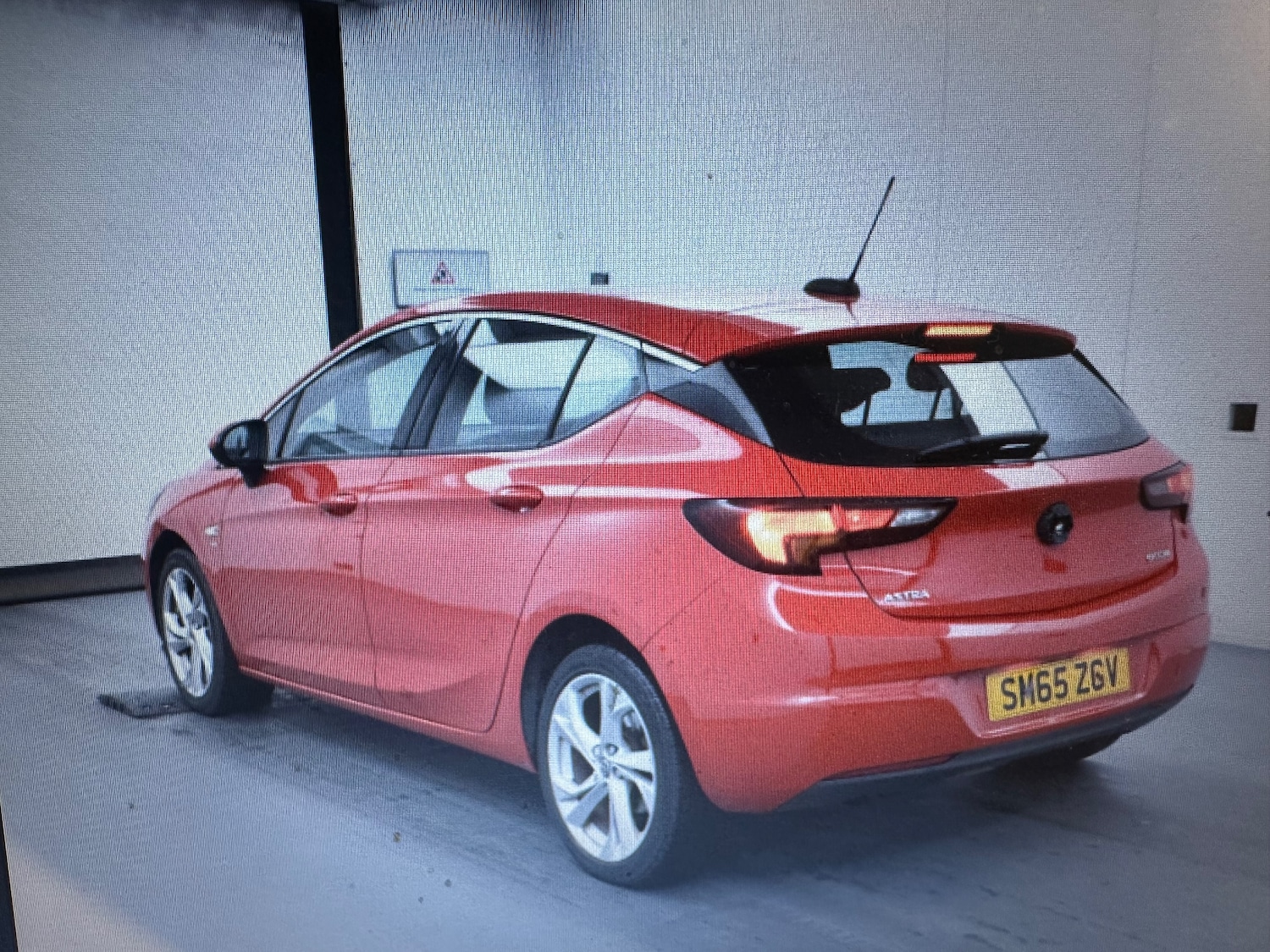 Used Vauxhall Astra 2016 for sale - 76165159: Photo 3