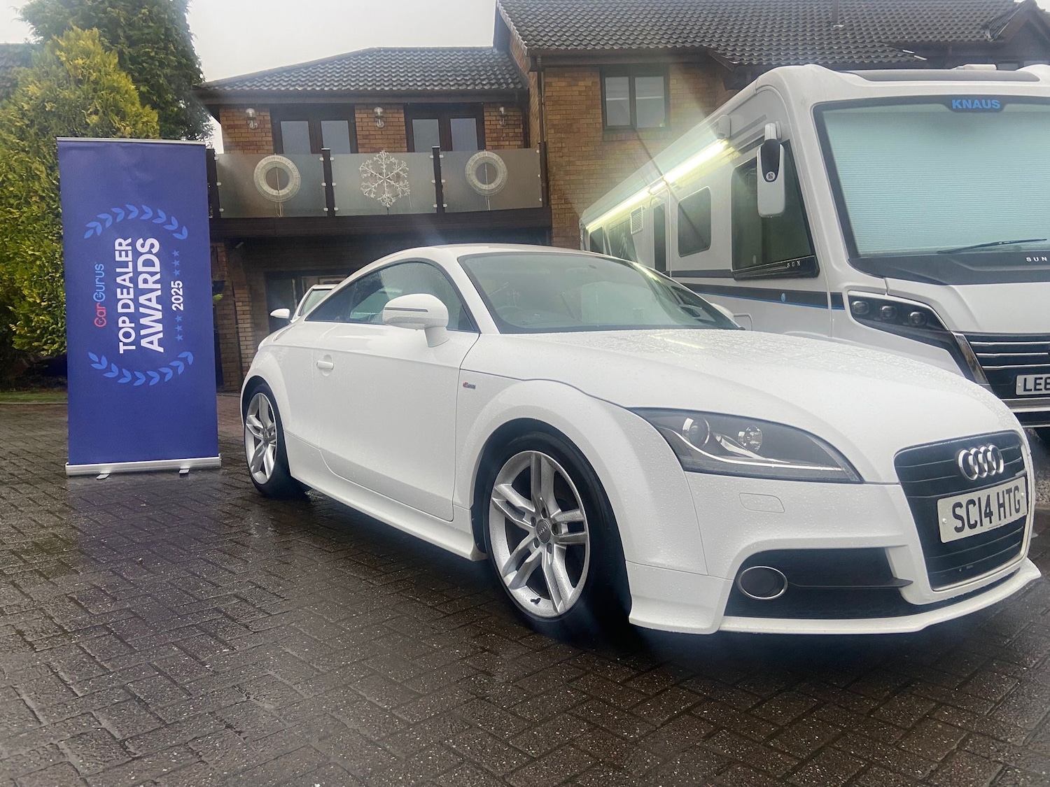Used Audi TT 2014 for sale - 76957649: Photo 2