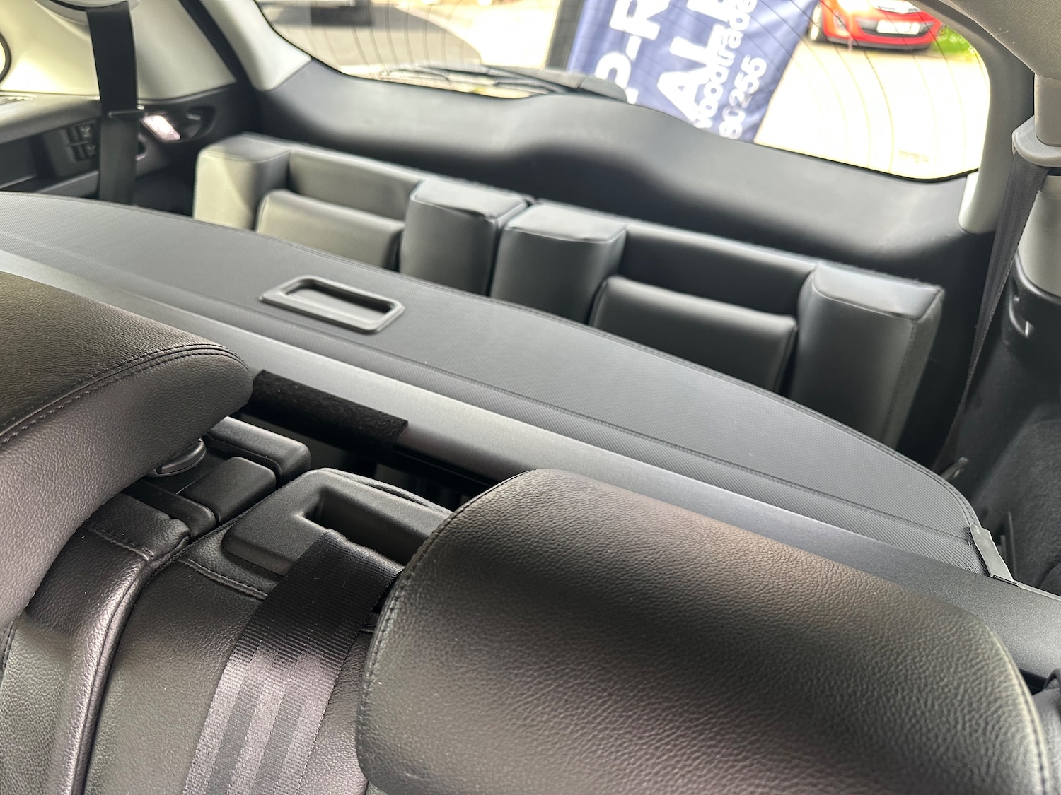 Used Land Rover Discovery Sport for sale - 76242174: Photo 9