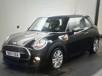 Used MINI Hatch 2017 for sale - 77382090: Photo