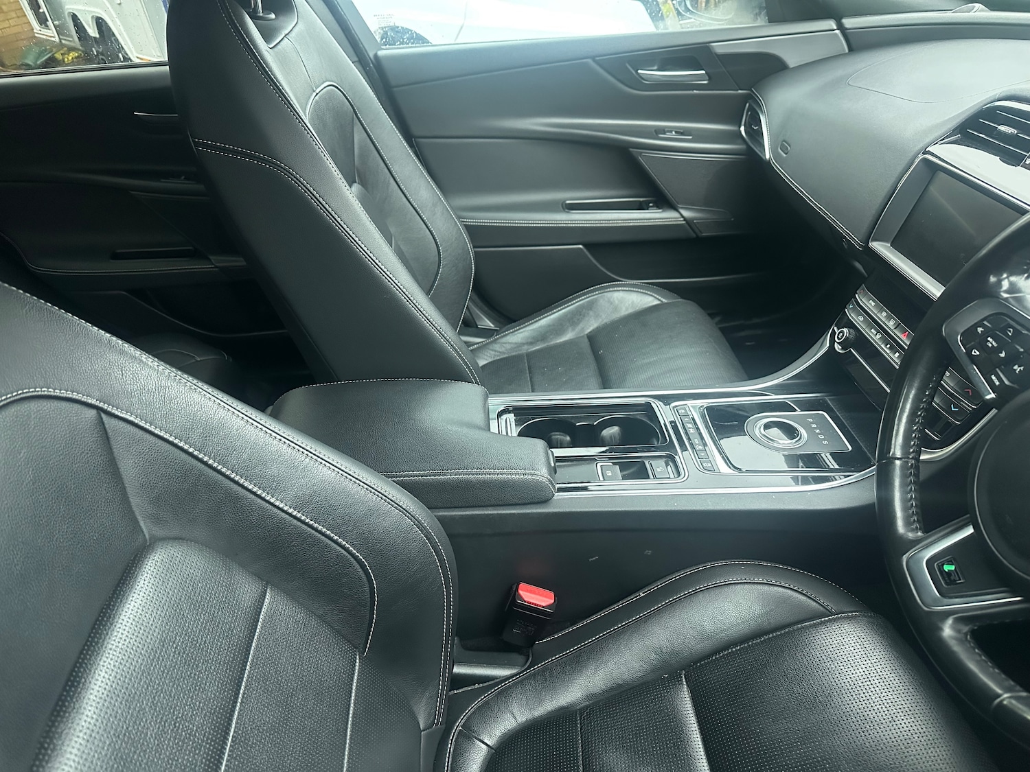 Used Jaguar XE 2019 for sale - 77421291: Photo 12