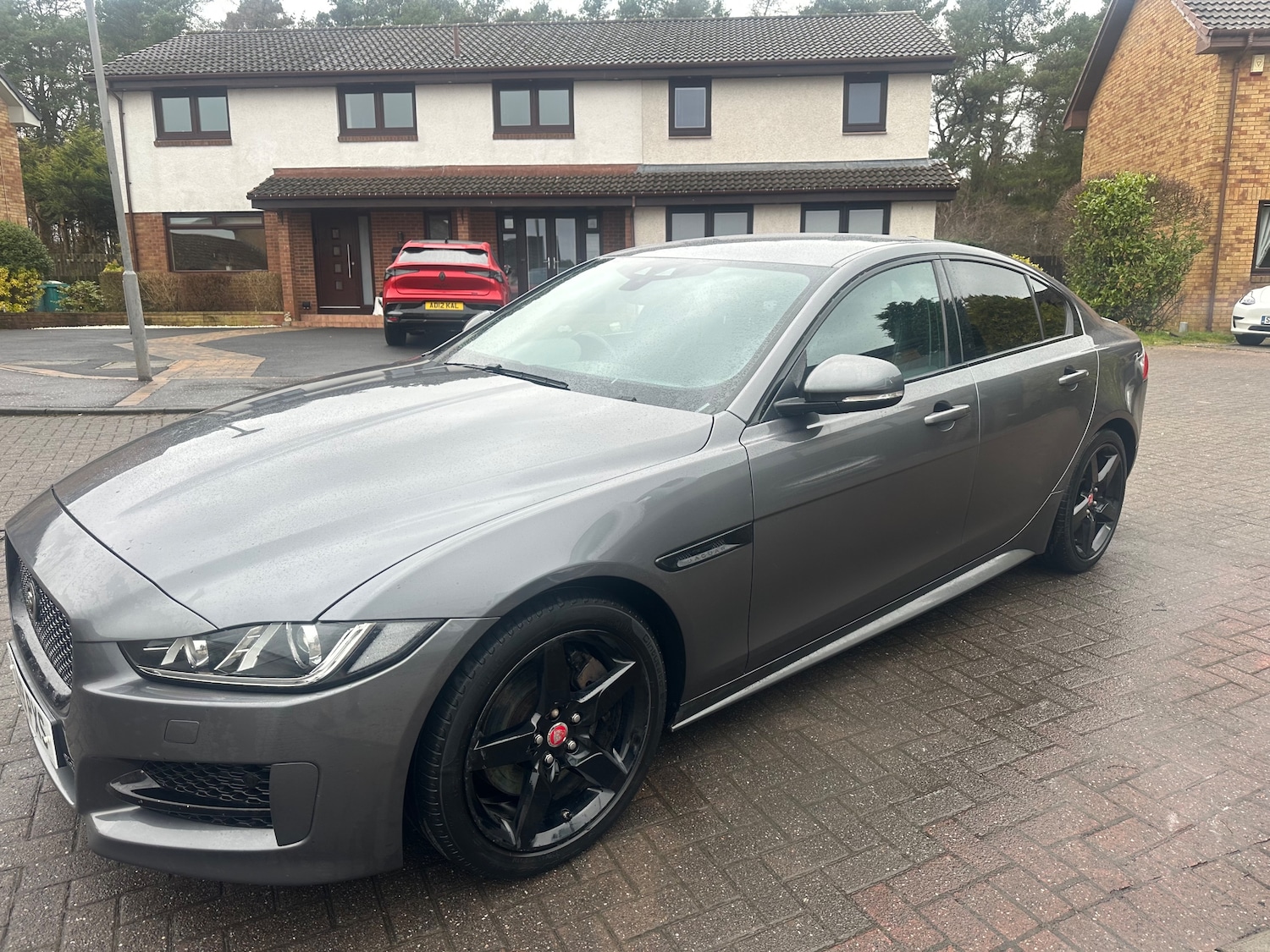 Used Jaguar XE 2019 for sale - 77421291: Photo 2
