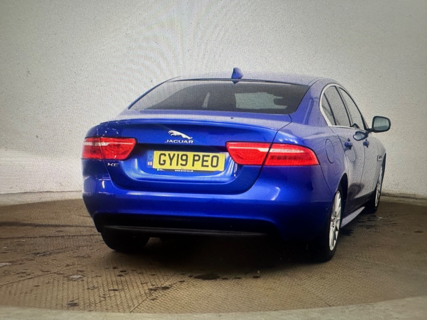 Used Jaguar XE 2019 for sale - 78150418: Photo 4