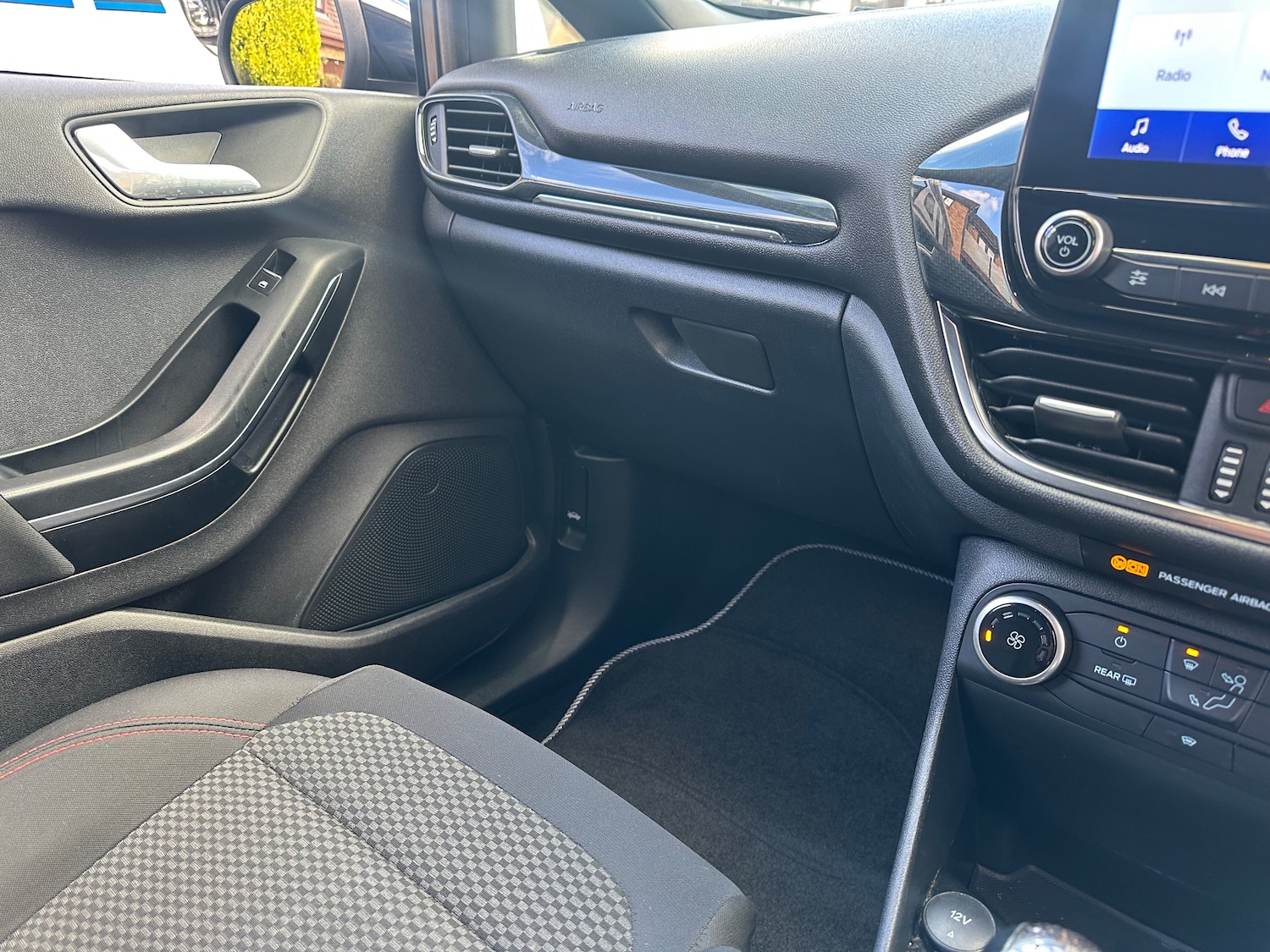 Used Ford Fiesta 2020 for sale - 76305307: Photo 45