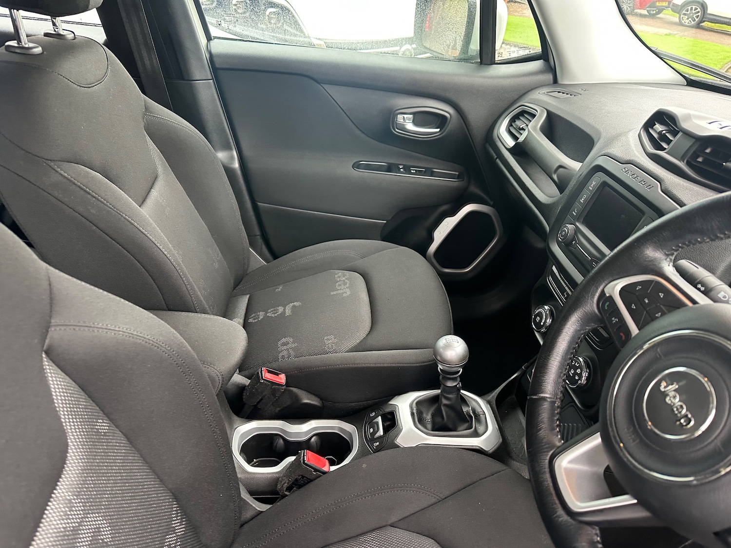 Used Jeep Renegade 2016 for sale - 76364373: Photo 16