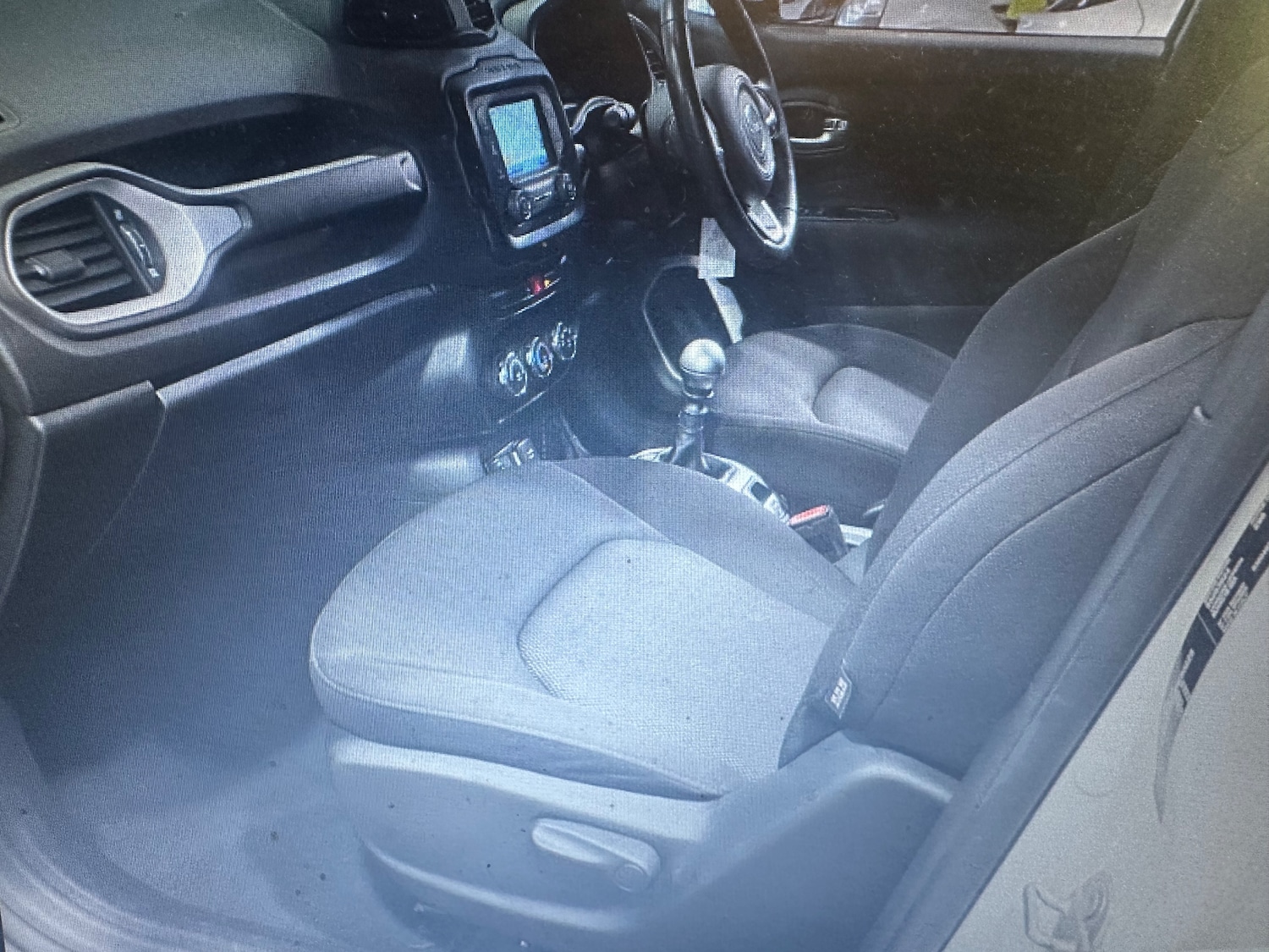 Used Jeep Renegade 2016 for sale - 76364373: Photo 4