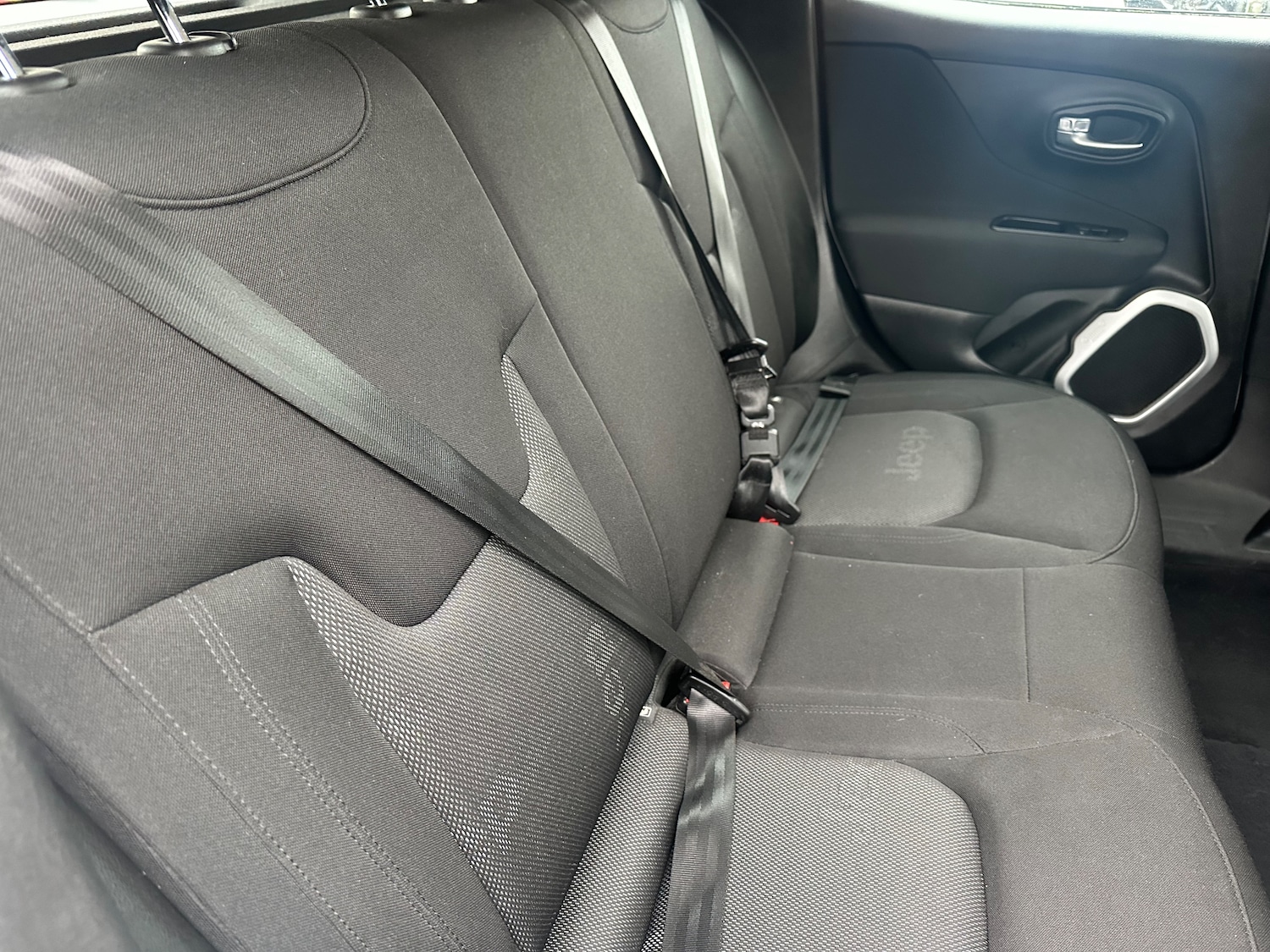 Used Jeep Renegade 2016 for sale - 76364373: Photo 9