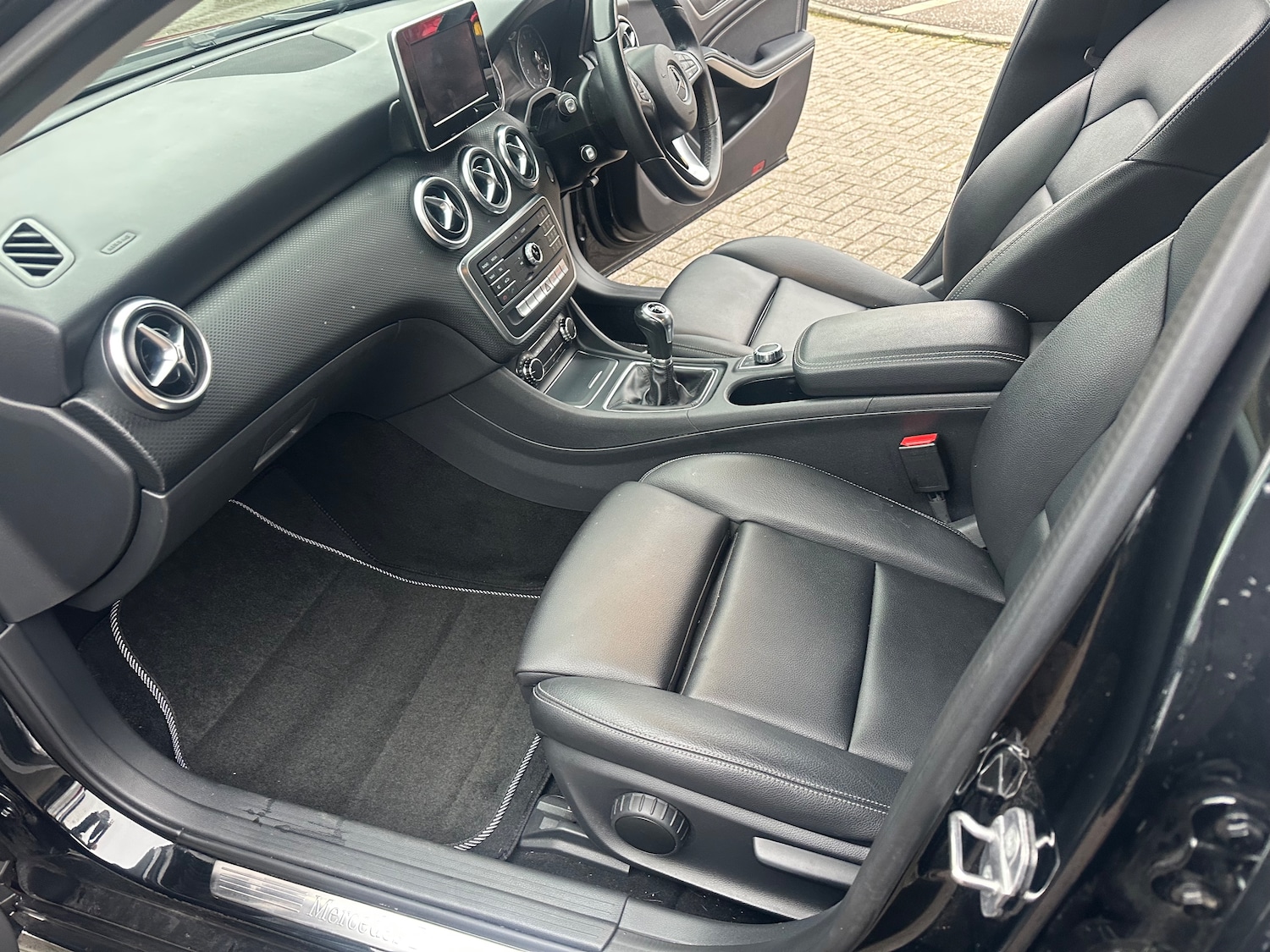 Used Mercedes-Benz A-Class 2017 for sale - 76653840: Photo 24