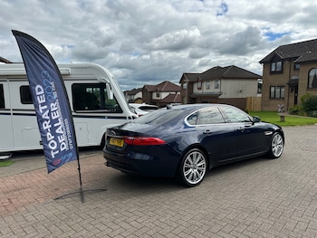 Used Jaguar XF 2017 for sale - 75348988: Photo