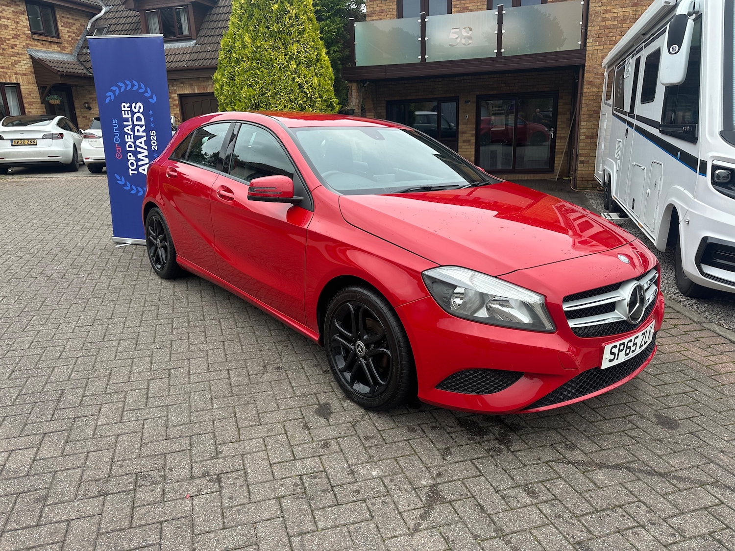 Used Mercedes-Benz A-Class 2015 for sale - 76274455: Photo 2