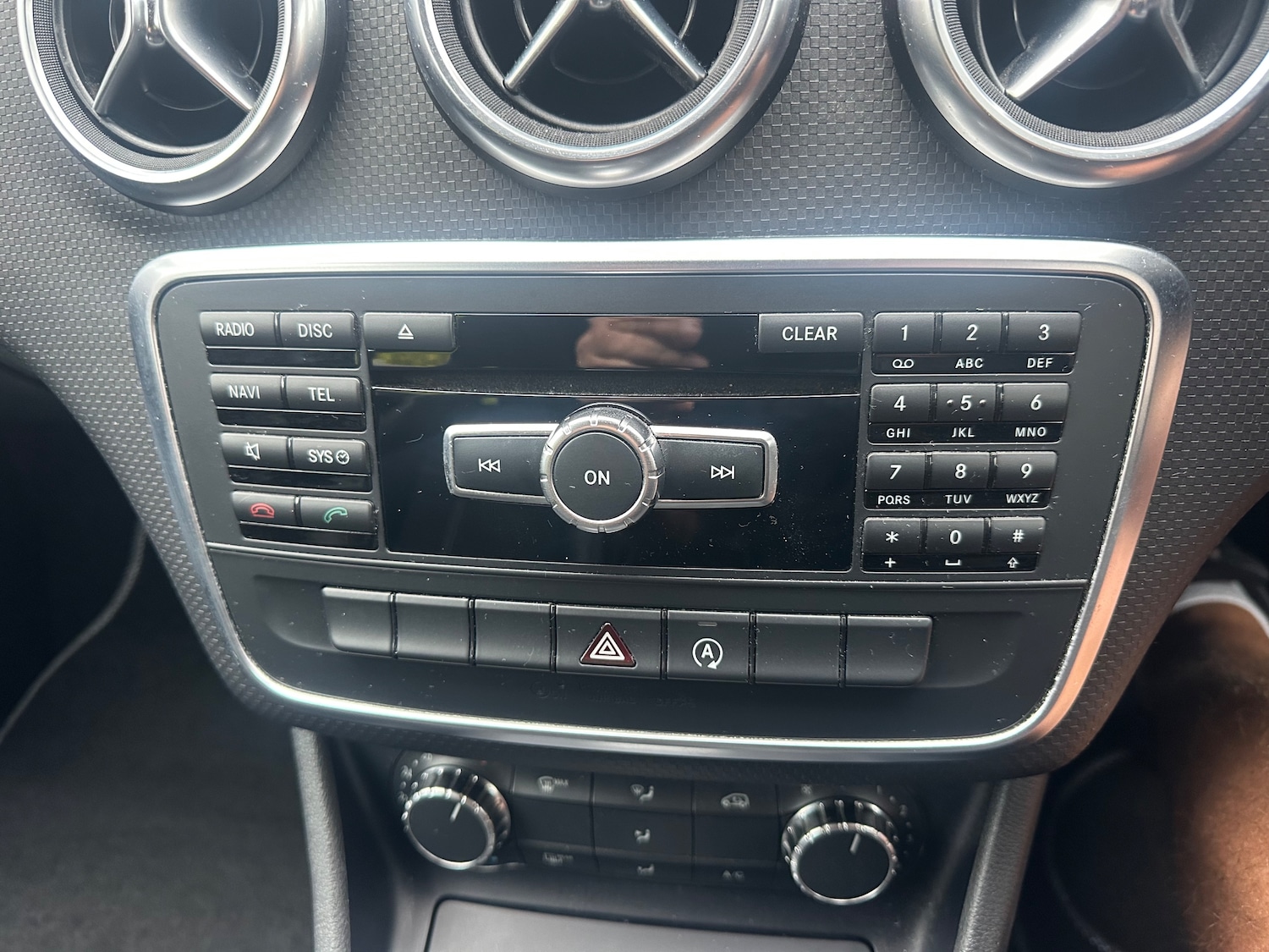 Used Mercedes-Benz A-Class 2015 for sale - 76274455: Photo 28