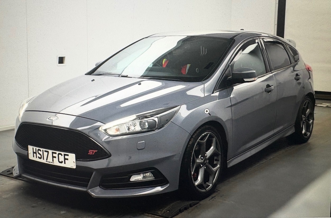 Used Ford Focus for sale - 77590459: Photo 2