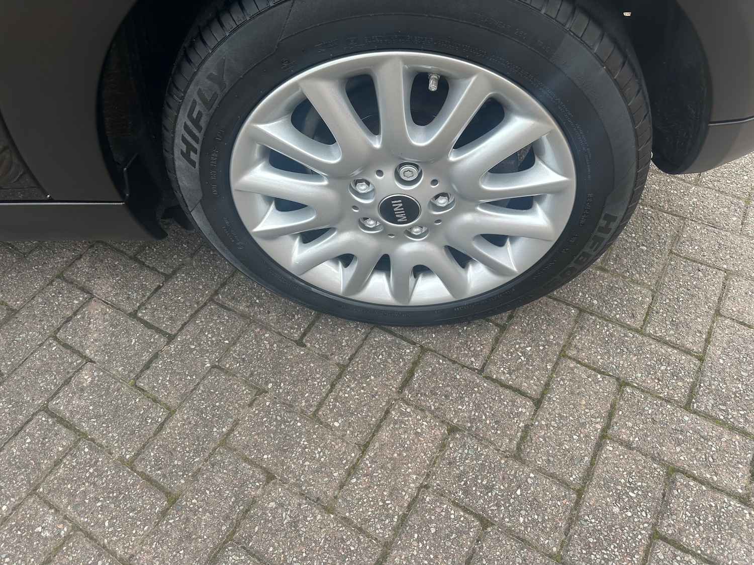Vehicle 25