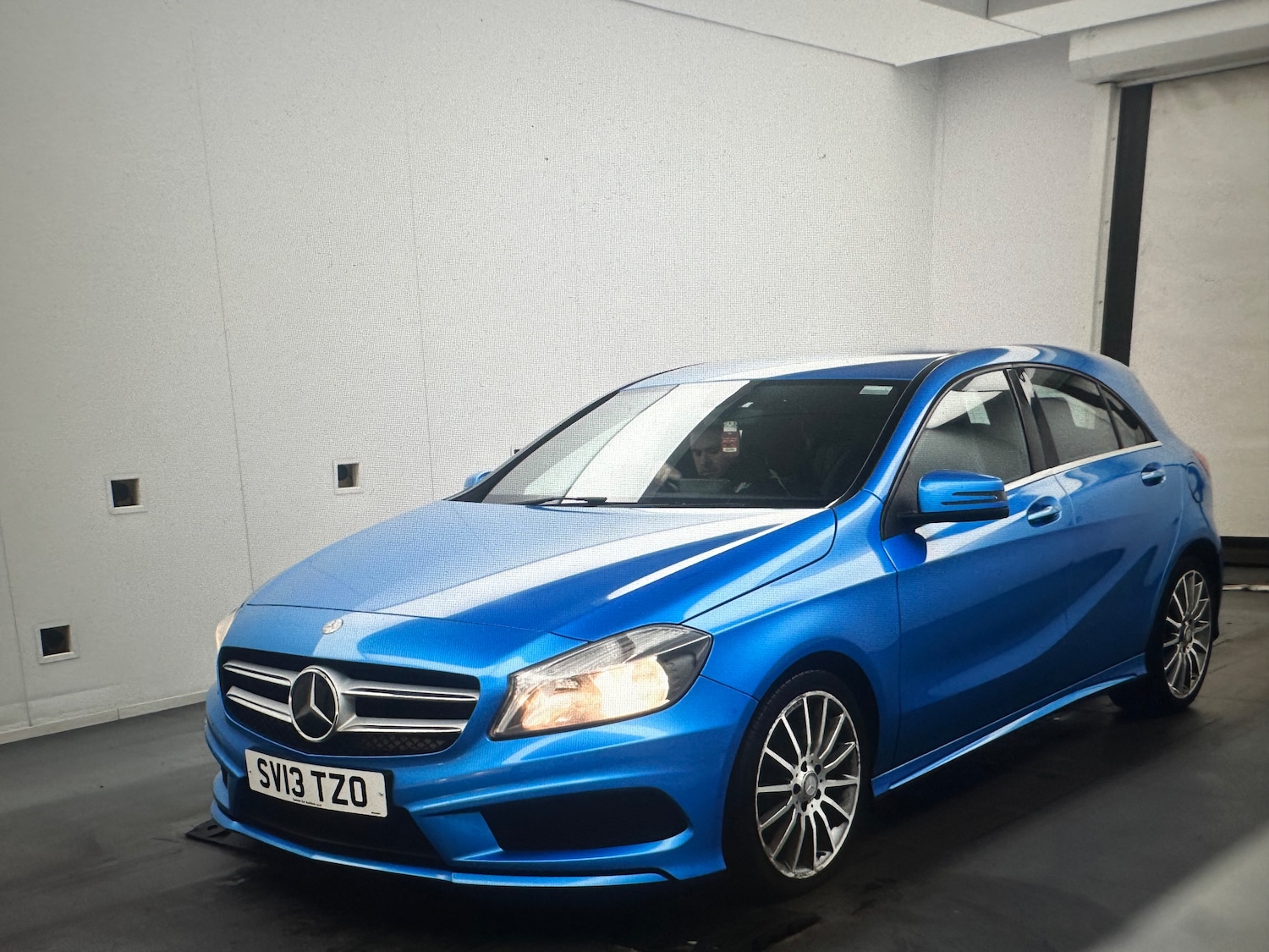 Used Mercedes-Benz A-Class 2013 for sale - 77200764: Photo 4