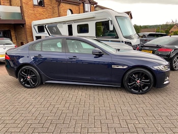 Used Jaguar XE 2017 for sale - 79341679: Photo