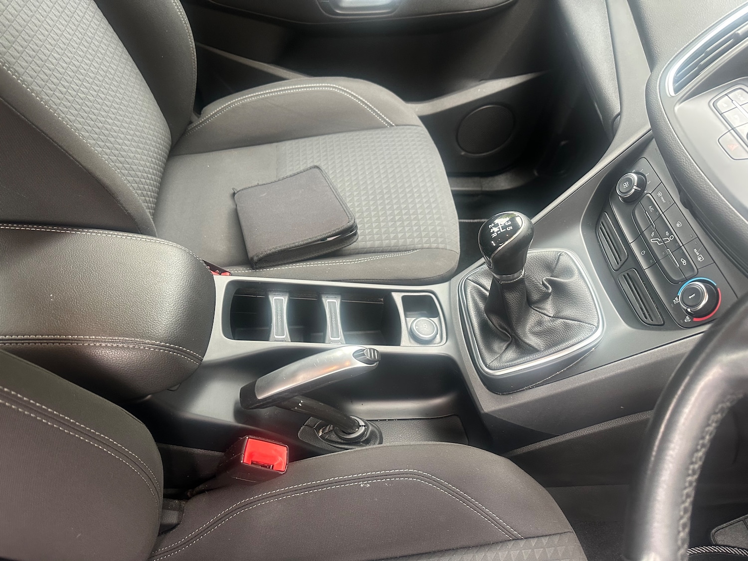 Used Ford C-Max 2016 for sale - 76206645: Photo 28