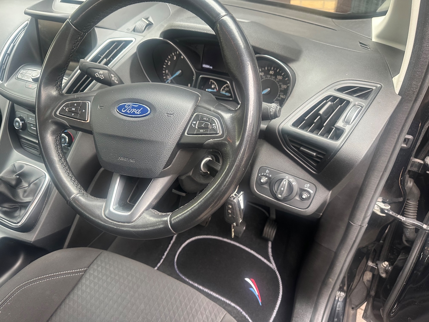 Used Ford C-Max 2016 for sale - 76206645: Photo 29