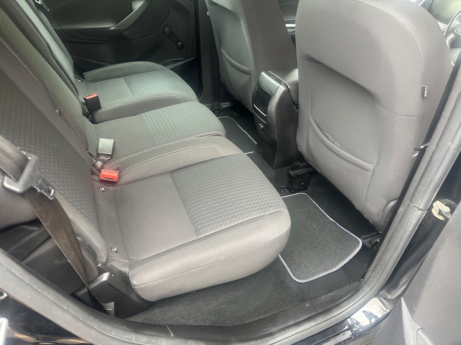 Used Ford C-Max 2016 for sale - 76206645: Photo 38