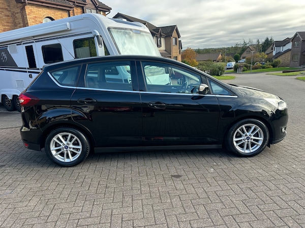 Used Ford C-Max 2016 for sale - 76206645: Photo 4