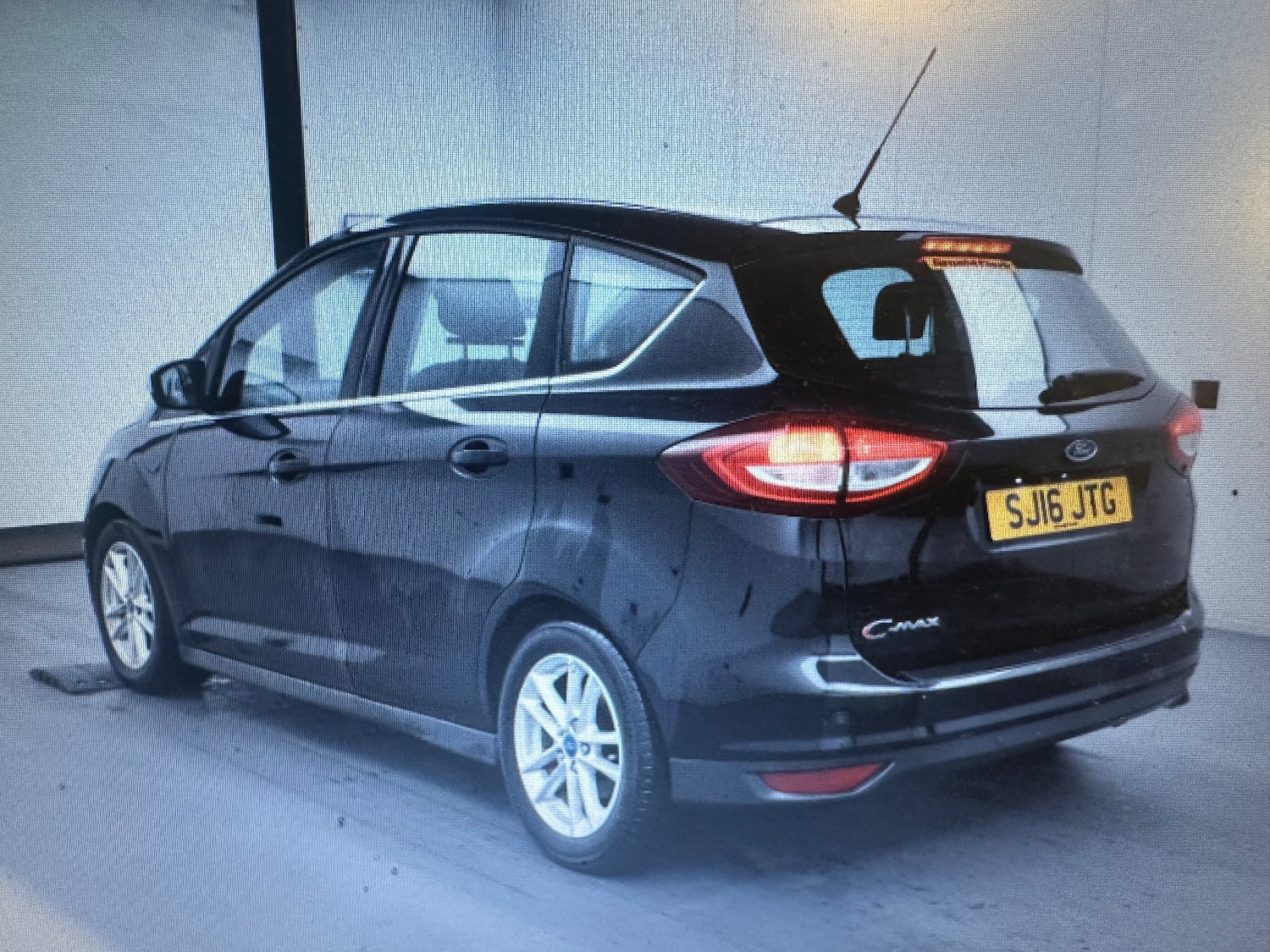 Used Ford C-Max 2016 for sale - 76206645: Photo 6